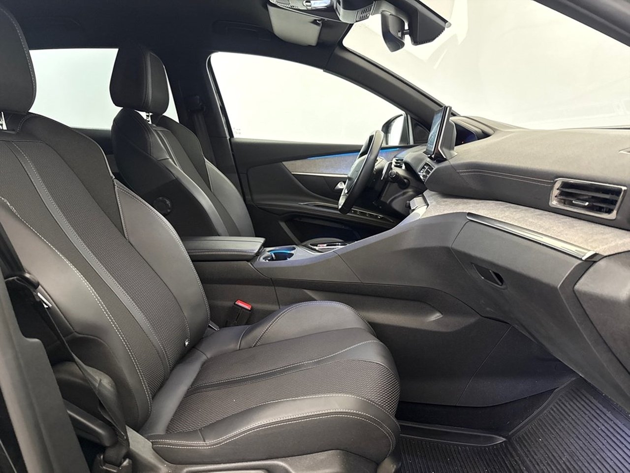 Peugeot 3008 1.2 PureTech GT 2023, bild 7/10