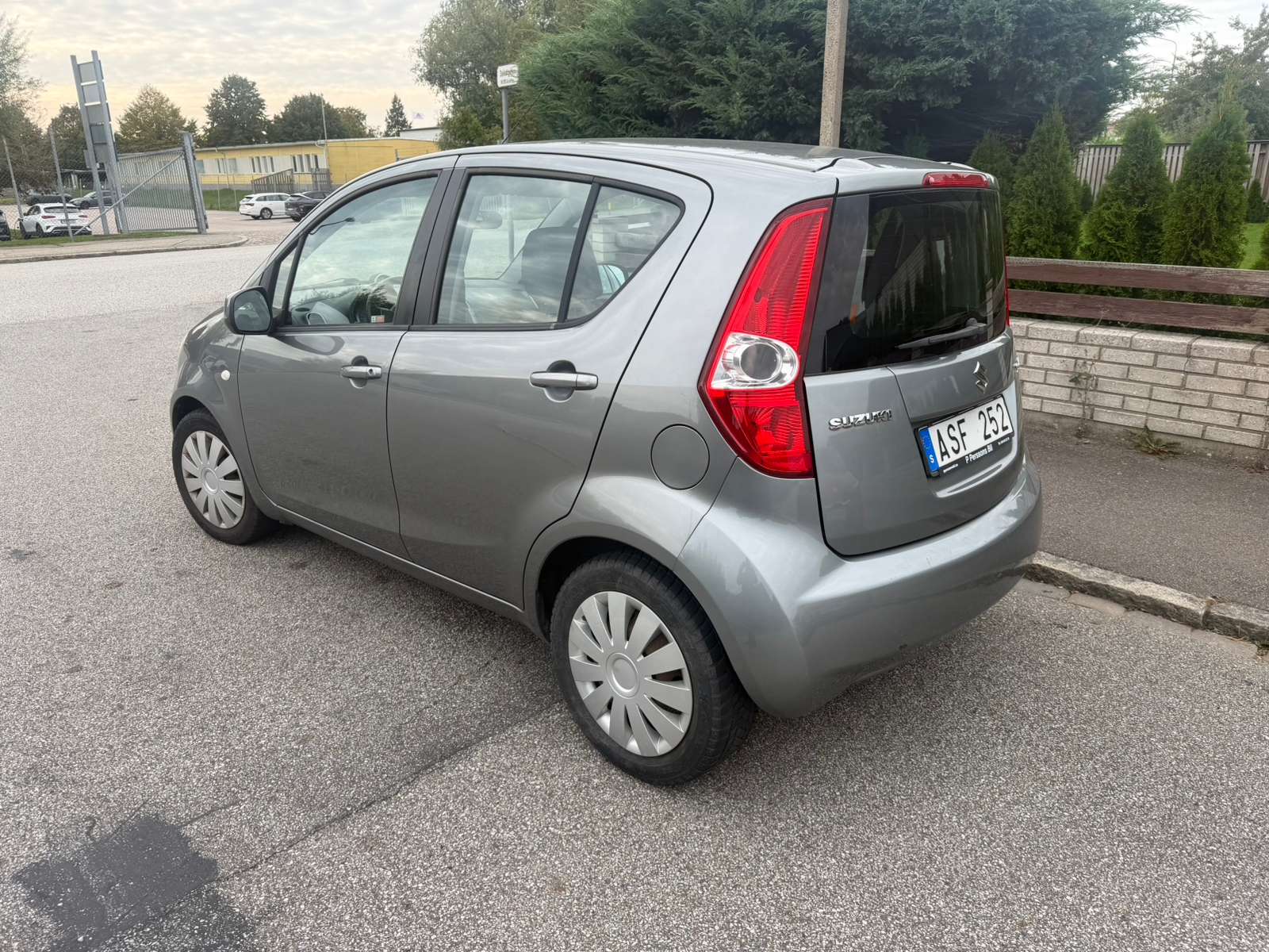 Suzuki Splash 1.0 DOHC 12V VVT Manuell 2011, kuva 4/6