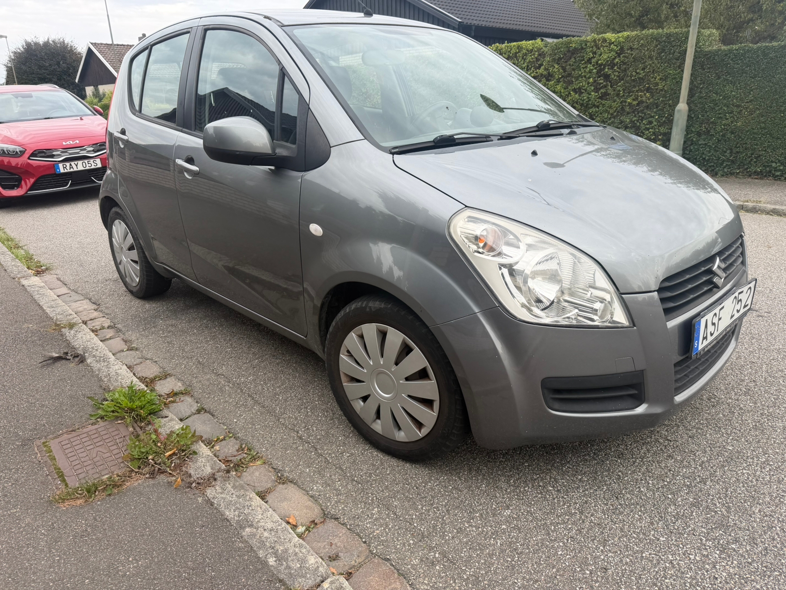 Suzuki Splash 1.0 DOHC 12V VVT Manuell 2011, kuva 2/6