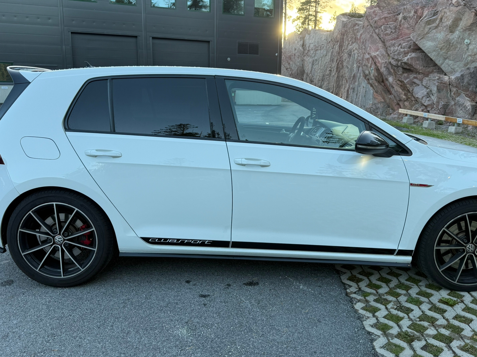 Volkswagen Golf 2017, photo 2/5