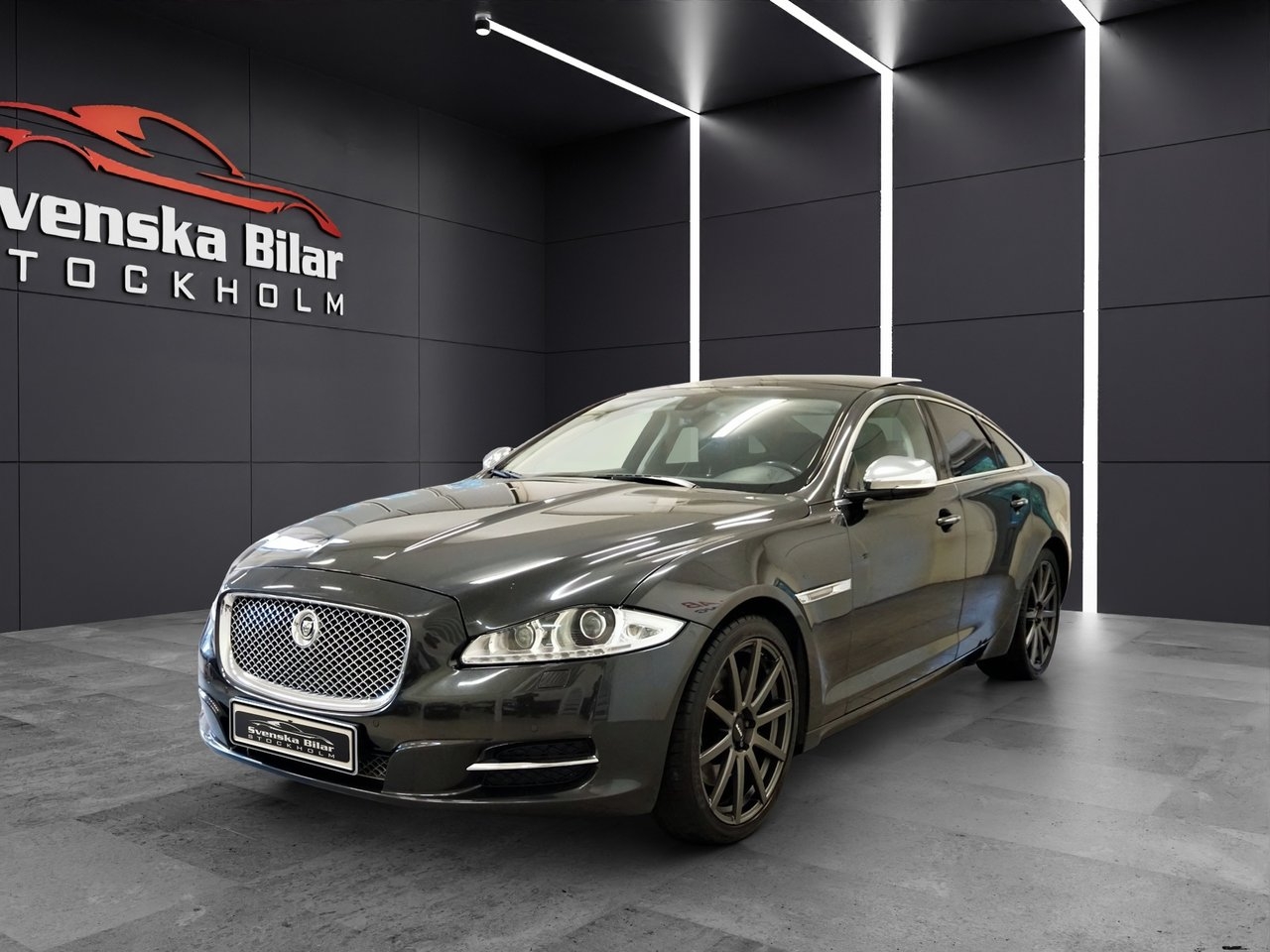 Jaguar XJ