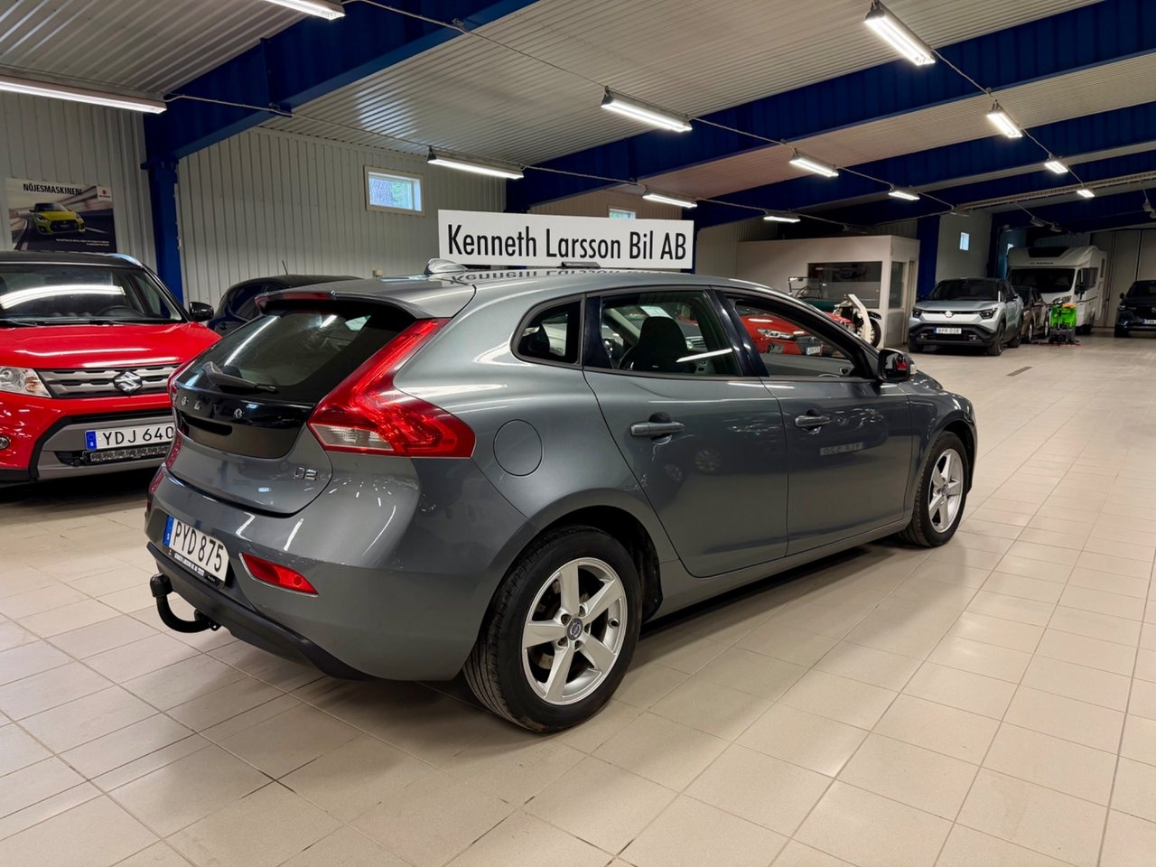 Volvo V40 D2 Your Kinetic Euro 6 2016, bild 3/7