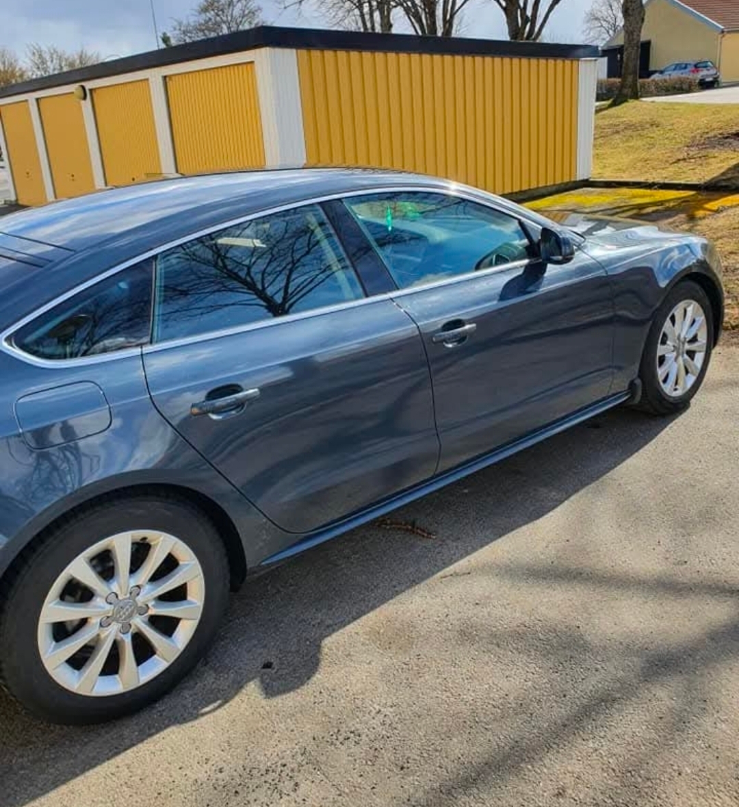 Audi A5 2011, bild 2/3