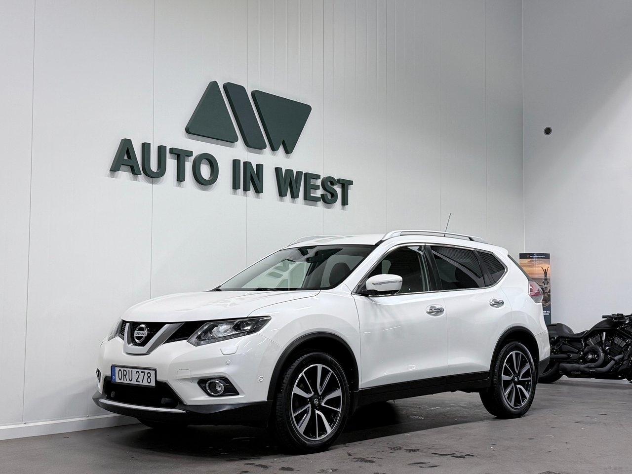 Nissan X-Trail 2016, bild 2/10