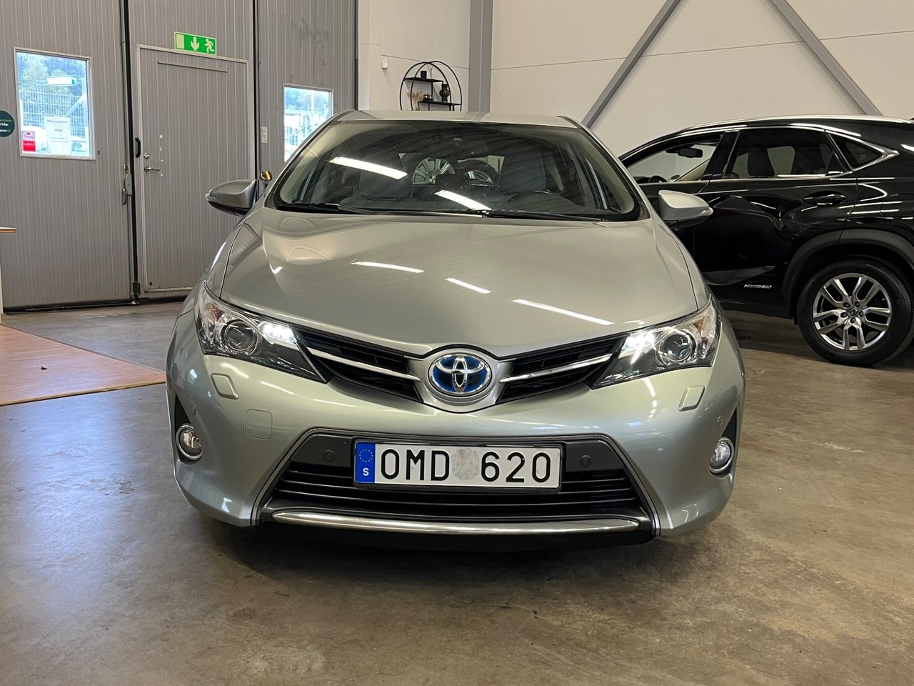 Toyota Auris 2013, bild 6/10