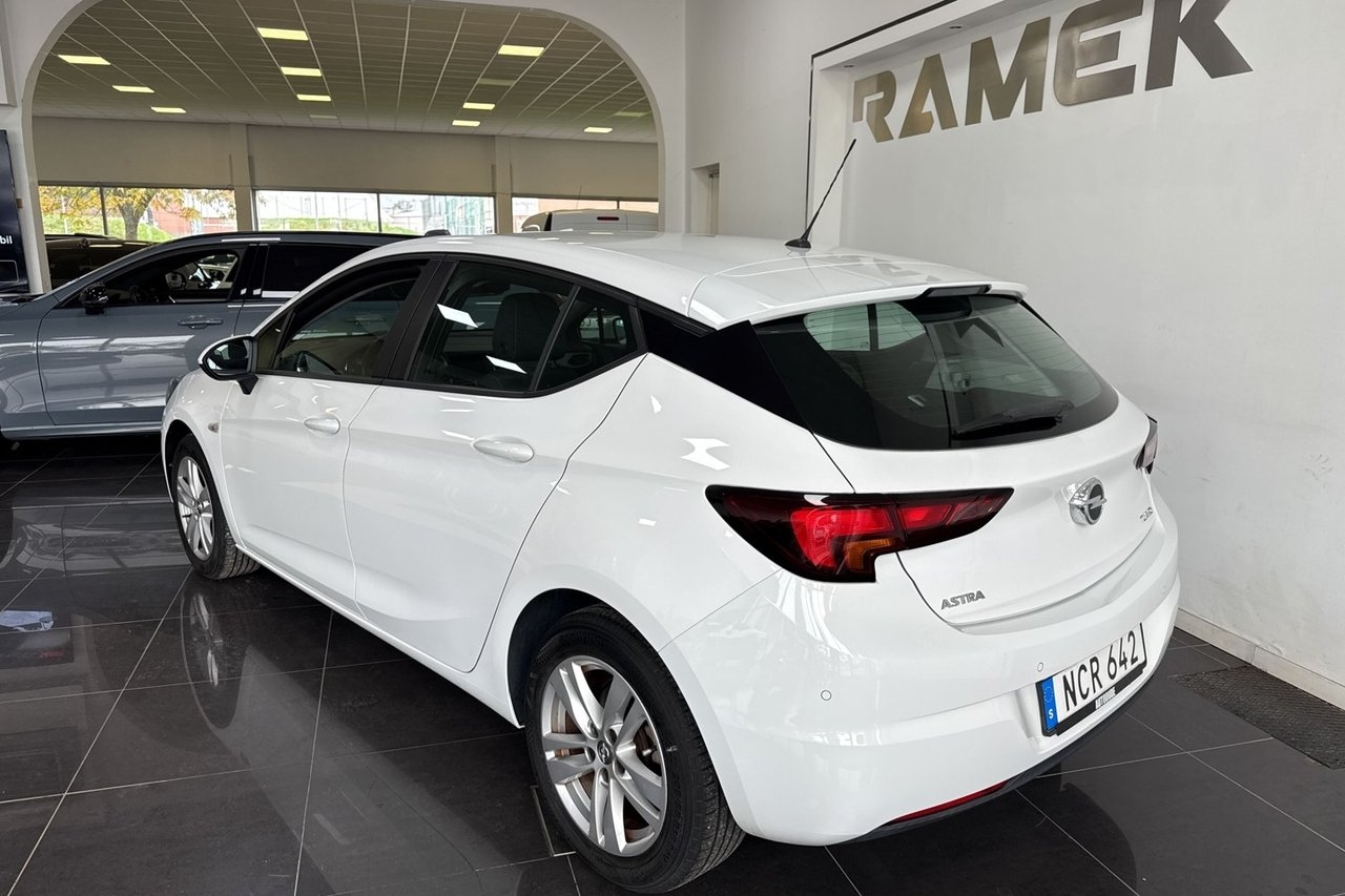 Opel Astra 1.4 EDIT ecoFLEX Enjoy V-hjul 2016, bild 4/8