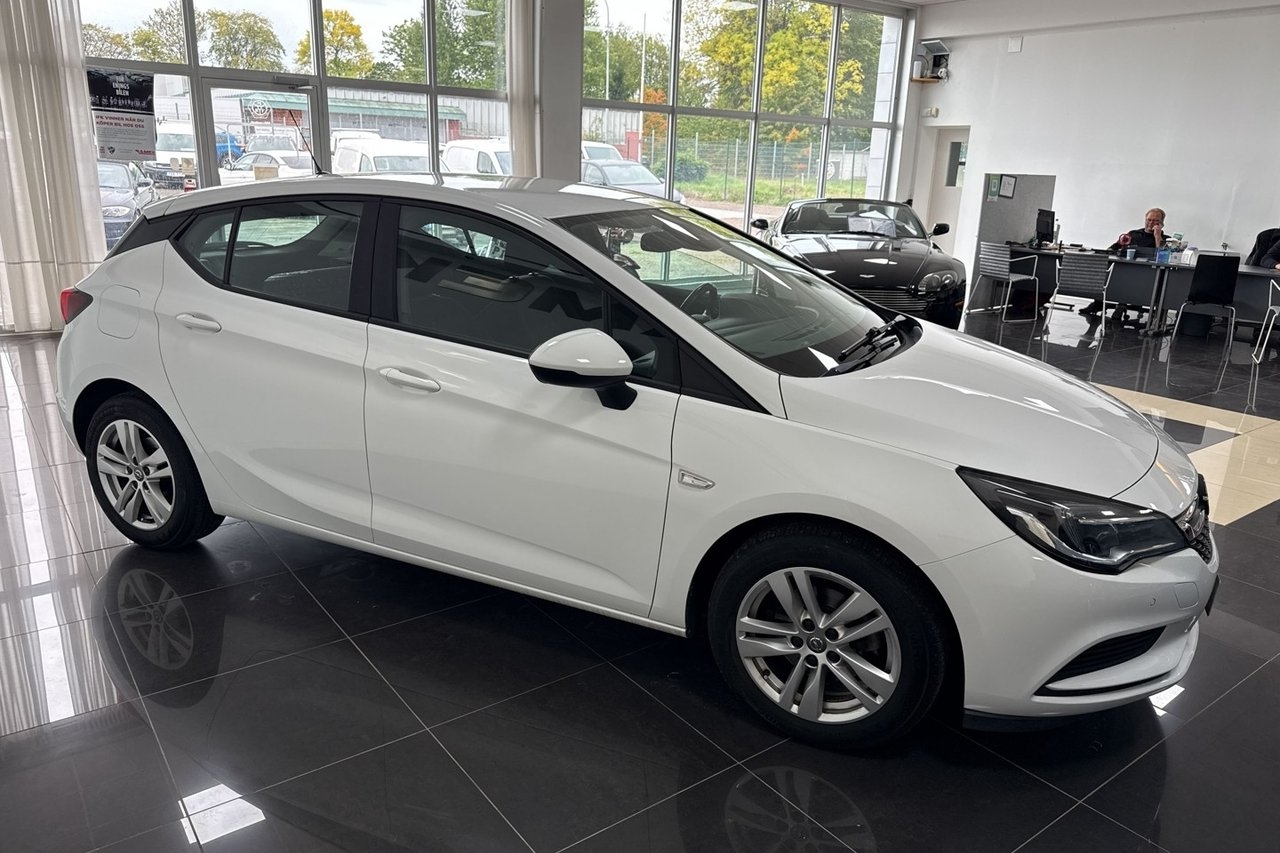 Opel Astra 1.4 EDIT ecoFLEX Enjoy V-hjul 2016, bild 6/8