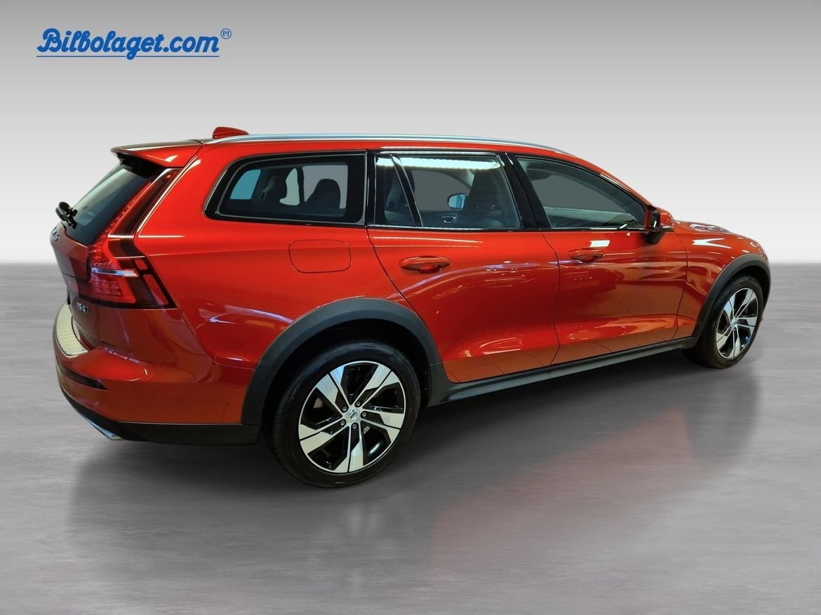 Volvo V60 Cross Country B4 AWD D Adv 2022, bild 4/10