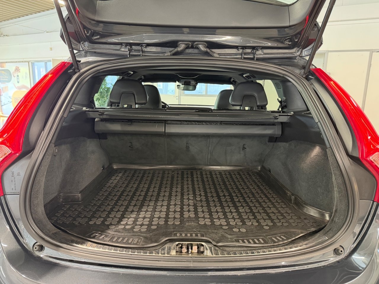 Volvo V60 2015, bild 5/10