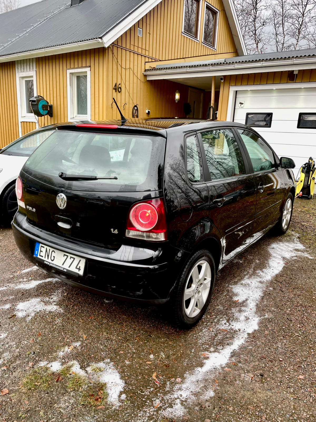 Volkswagen Polo 5-dörrar 1.4 Manuell 2008, bild 2/7