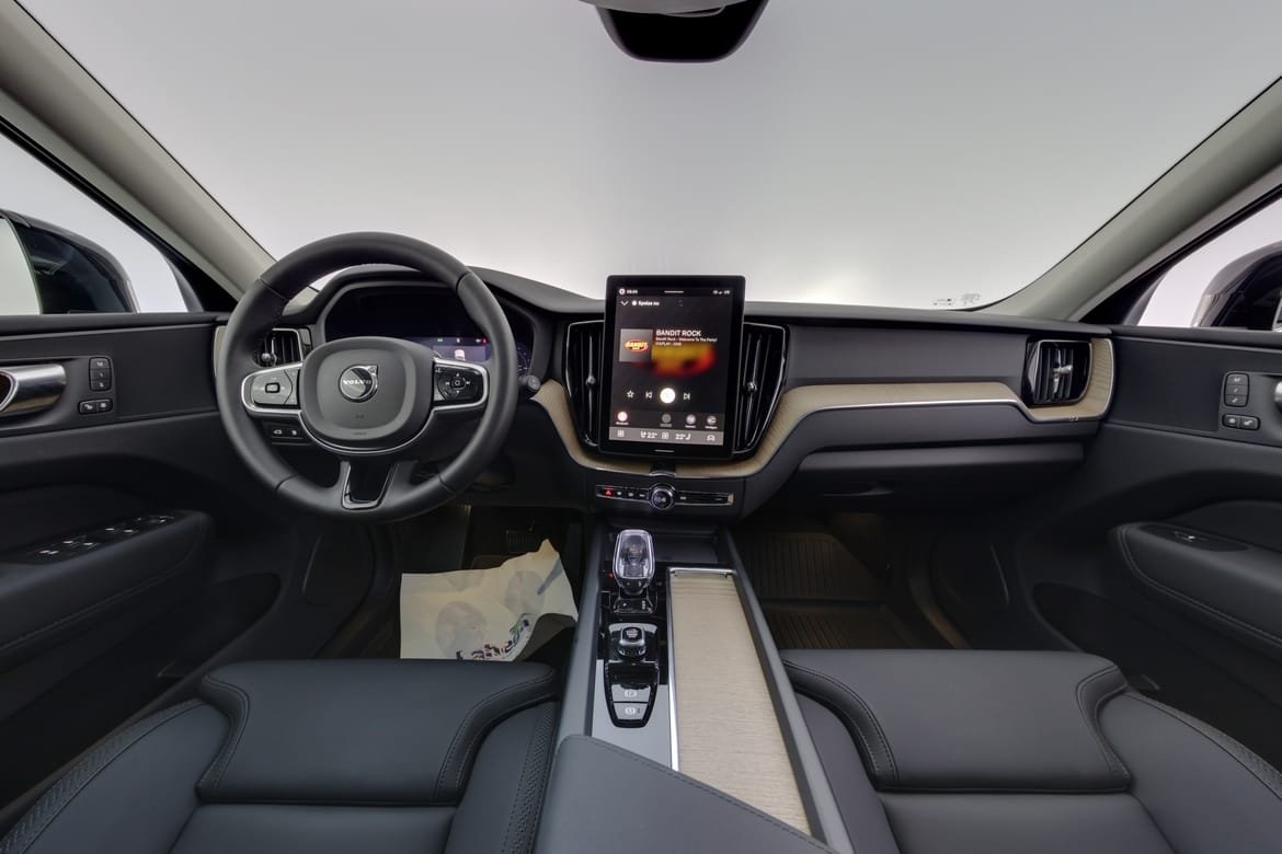 Volvo XC60 T6 Plus Dark Nordic Edition 2027, bild 7/10