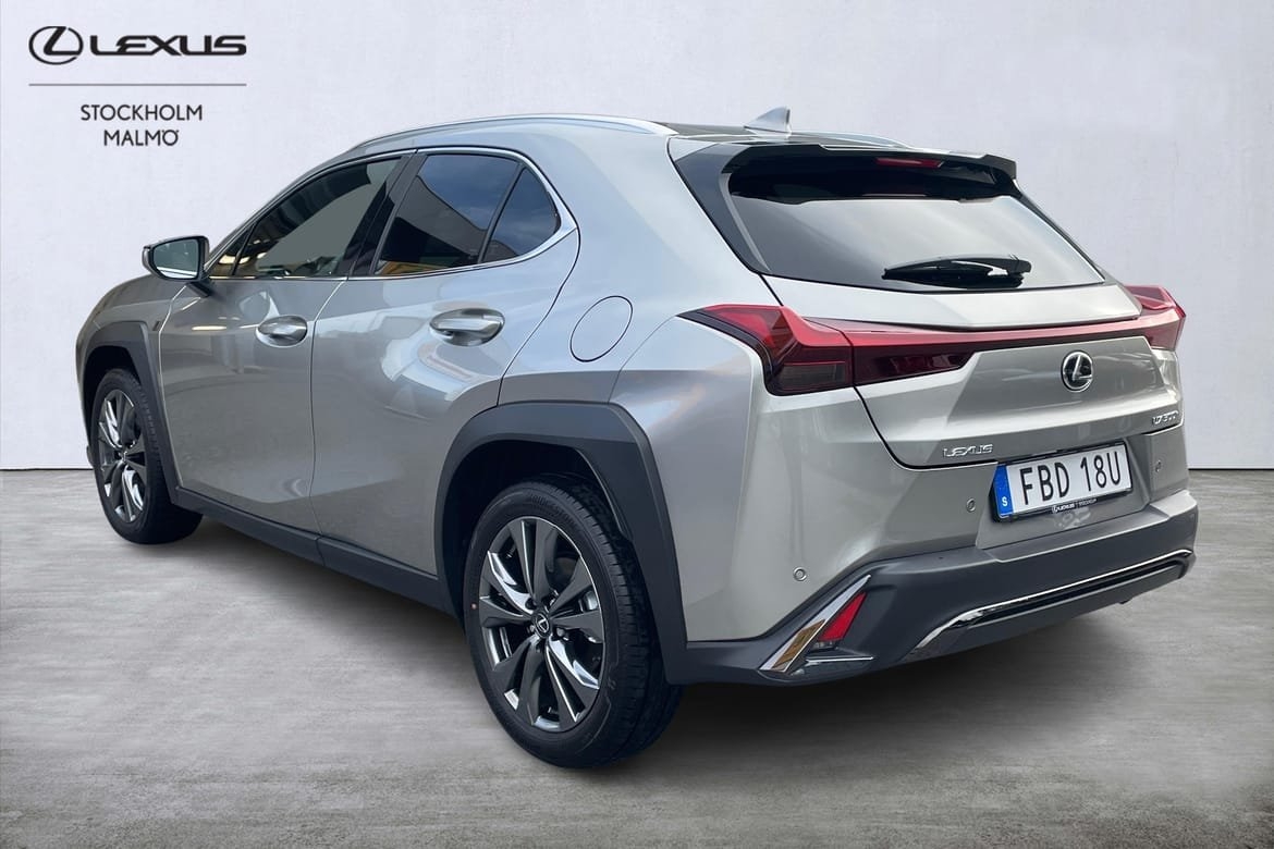Lexus UX 2026, bild 2/10