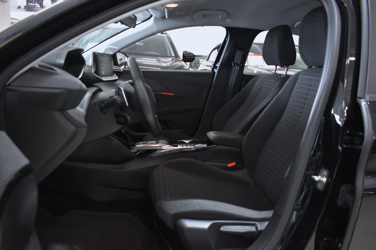 Peugeot 208 2022, bild 7/10