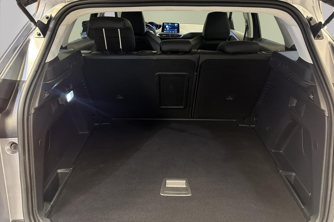 Peugeot 3008 2017, photo 6/10