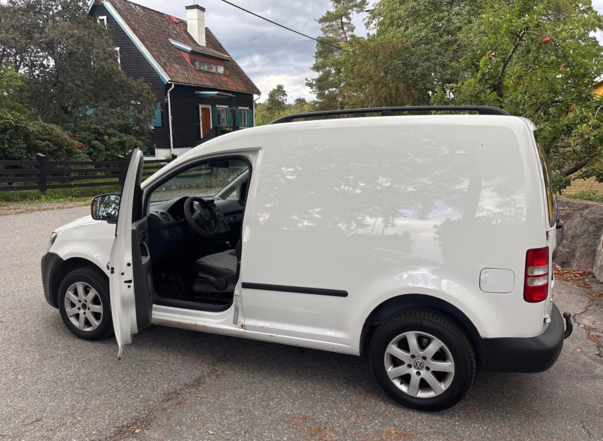 Volkswagen Caddy 2012, bild 2/6