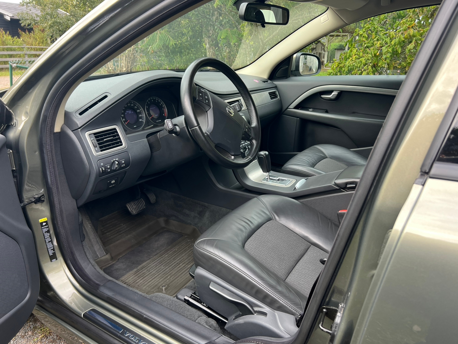 Volvo V70 2.0F Powershift 2009, photo 3/10