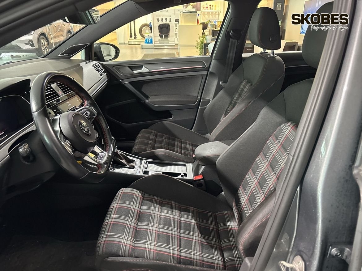 Volkswagen Golf GTi Performance 2018, kuva 7/10
