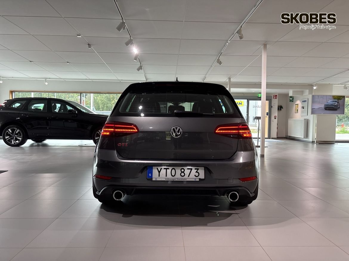Volkswagen Golf GTi Performance 2018, kuva 5/10