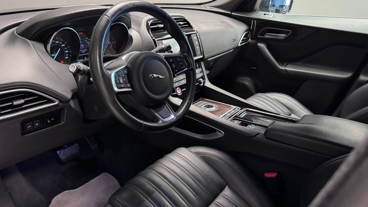 Jaguar F-Pace 2018, bild 7/10