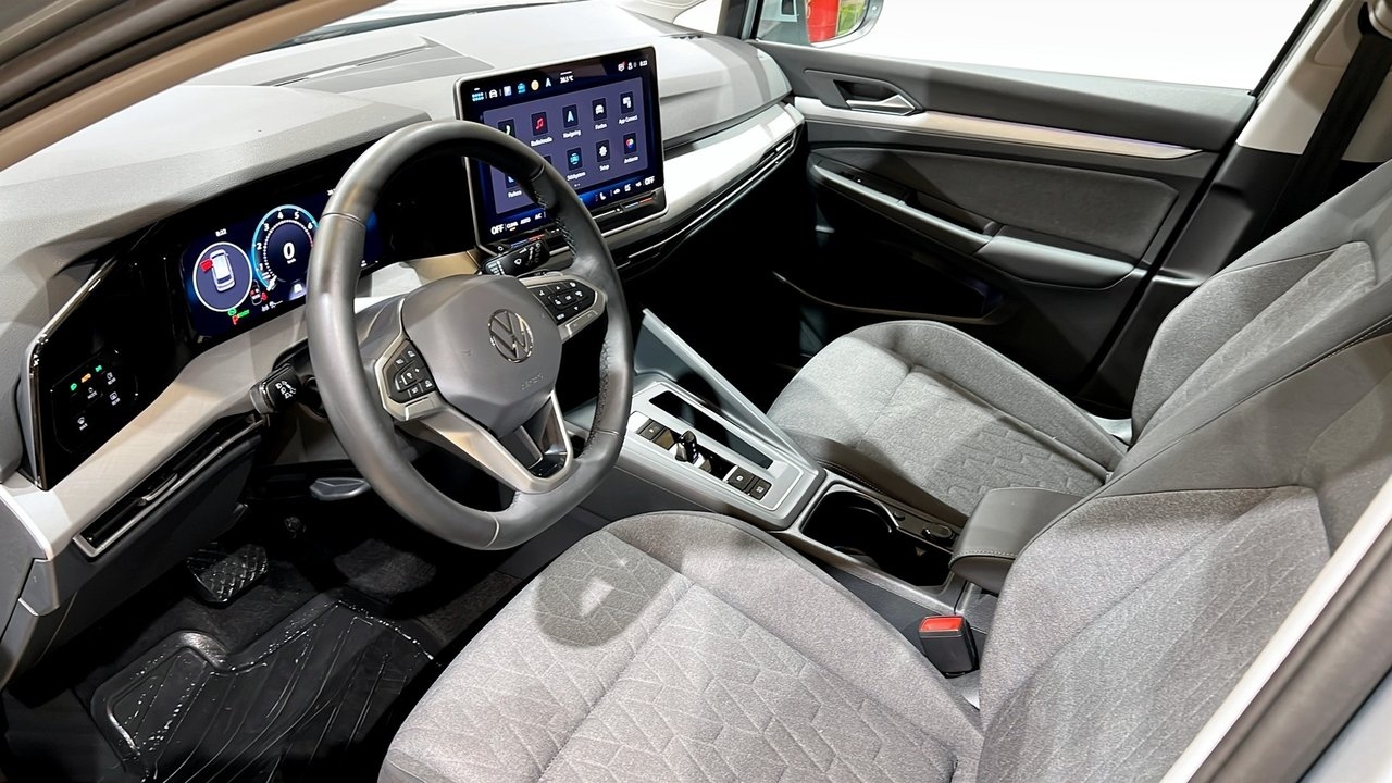 Volkswagen Golf 2026, bild 7/10