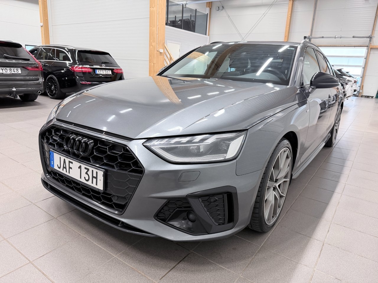 Audi A4 2023, bild 3/10