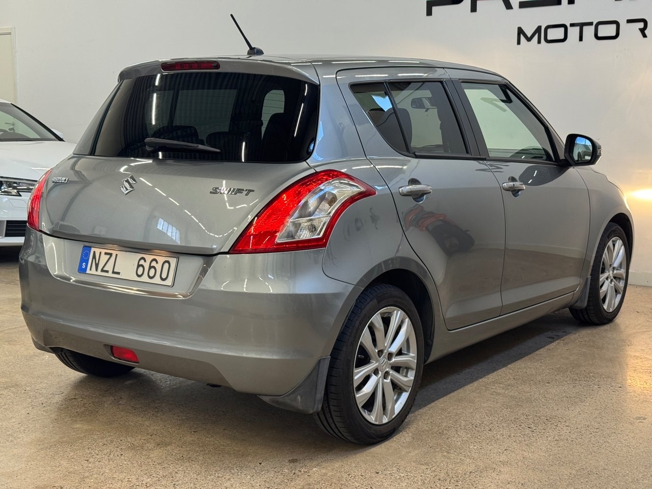 Suzuki Swift GLX 1.2 DOHC 16V VVT 2013, bild 6/10
