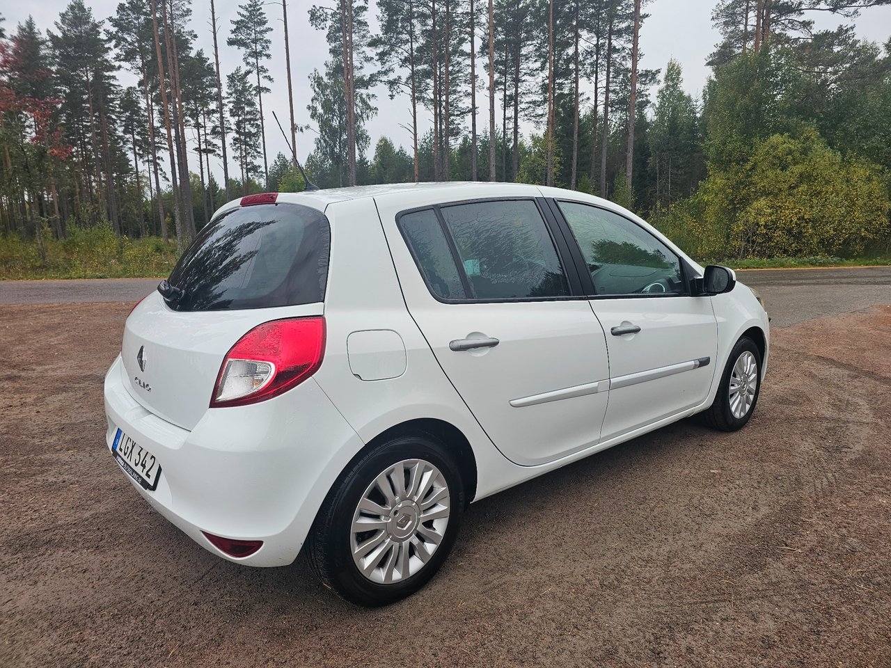 Renault Clio 2011, photo 3/7