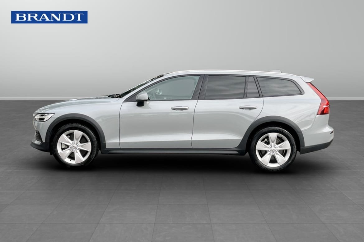 Volvo V60 Cross Country 2024, bild 3/9