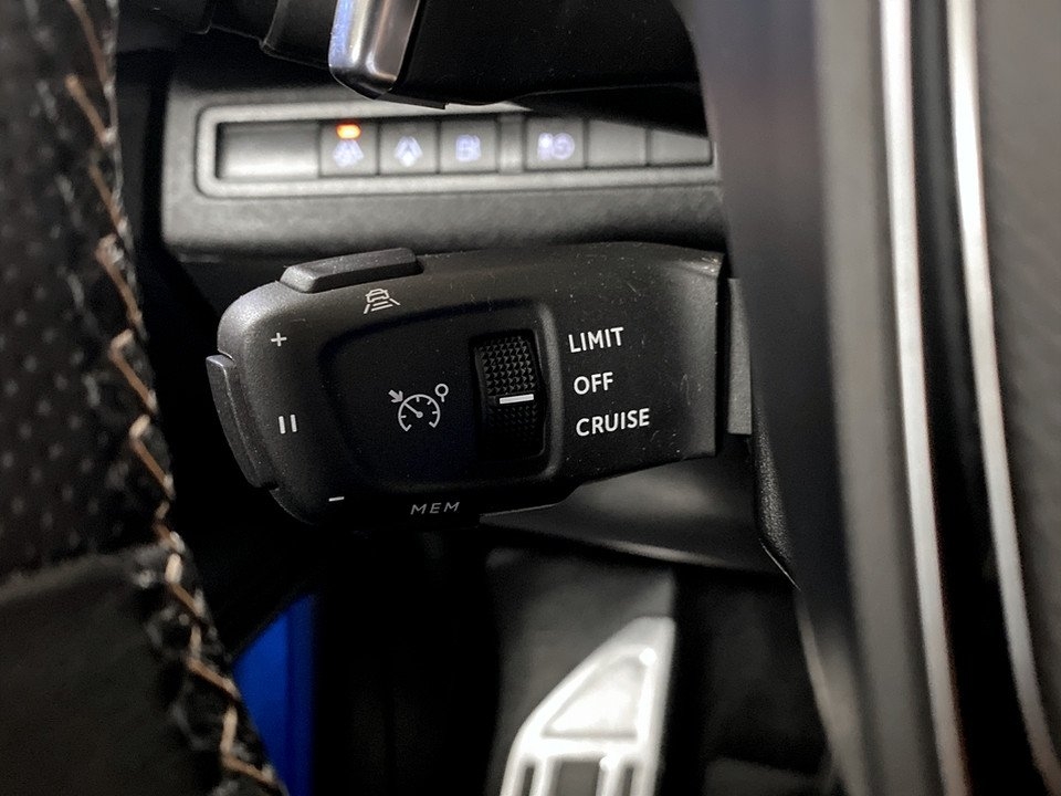 Peugeot 3008 GT PHEV 225hk Aut 2022, bild 7/10
