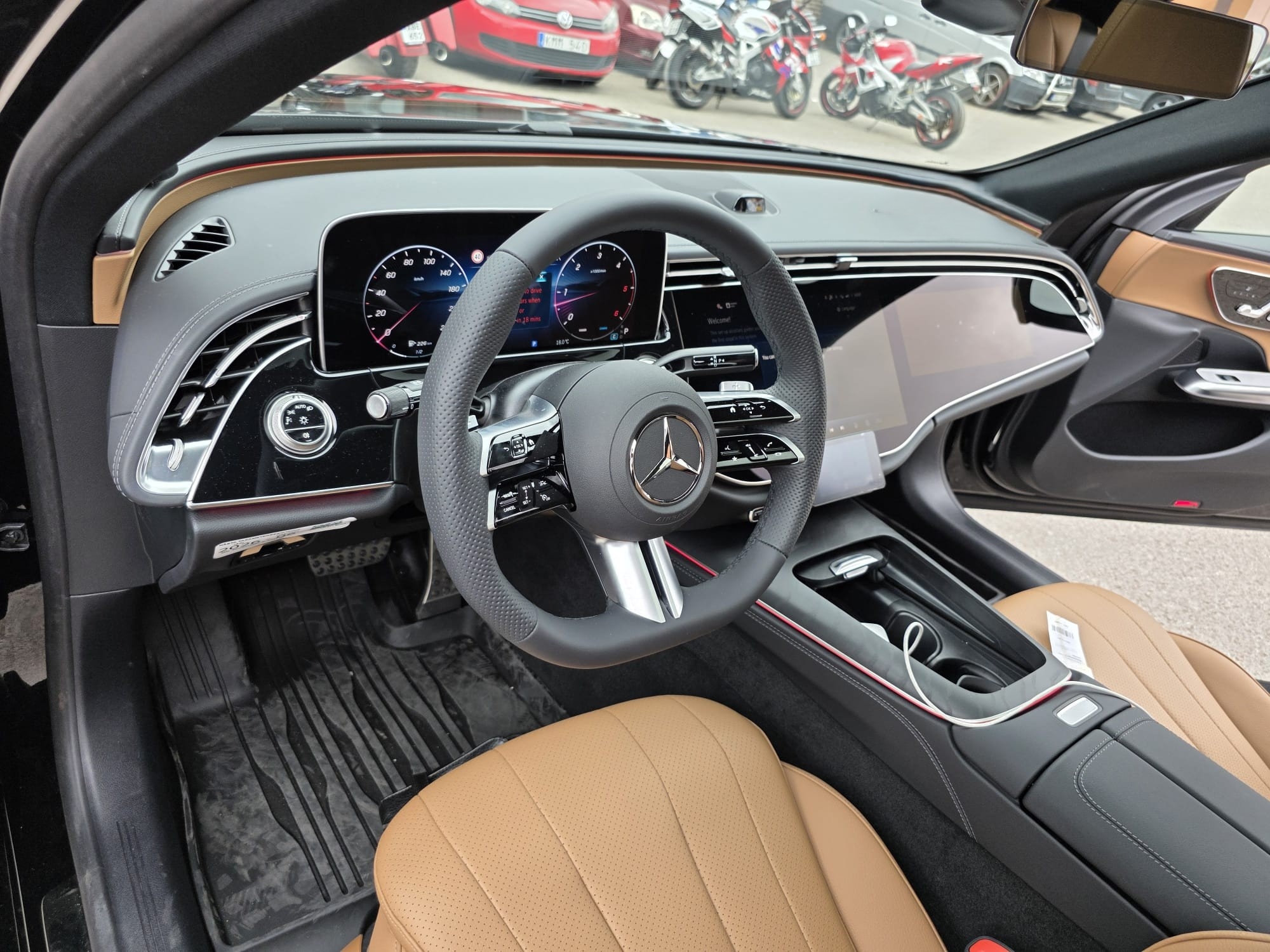Mercedes-Benz E 220 d 4MATIC 9G-Tronic 2025, bild 6/10
