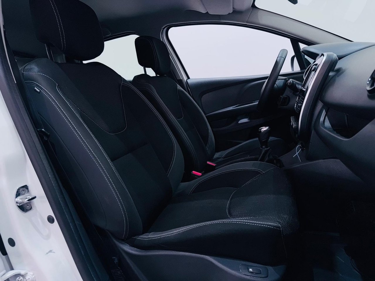 Renault Clio 1.5 dCi Zen 90hk 2017, bild 7/21