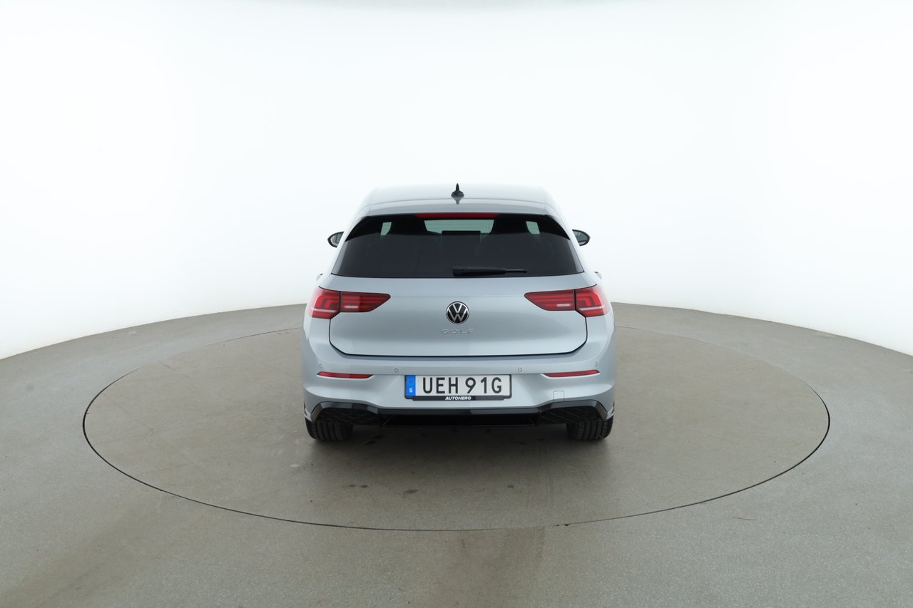 Volkswagen Golf 1.5 TSI R-Line / 360 2026, photo 4/10
