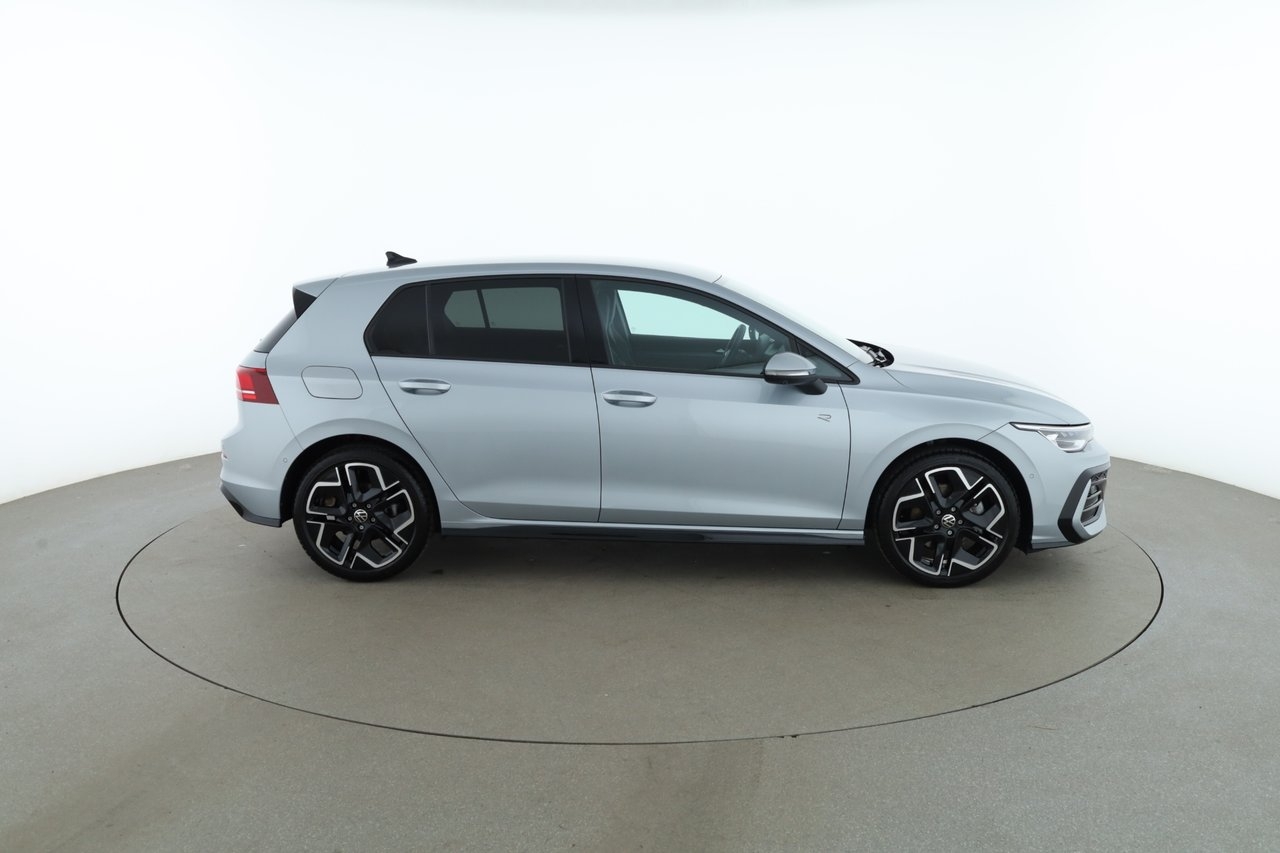 Volkswagen Golf 1.5 TSI R-Line / 360 2026, photo 6/10