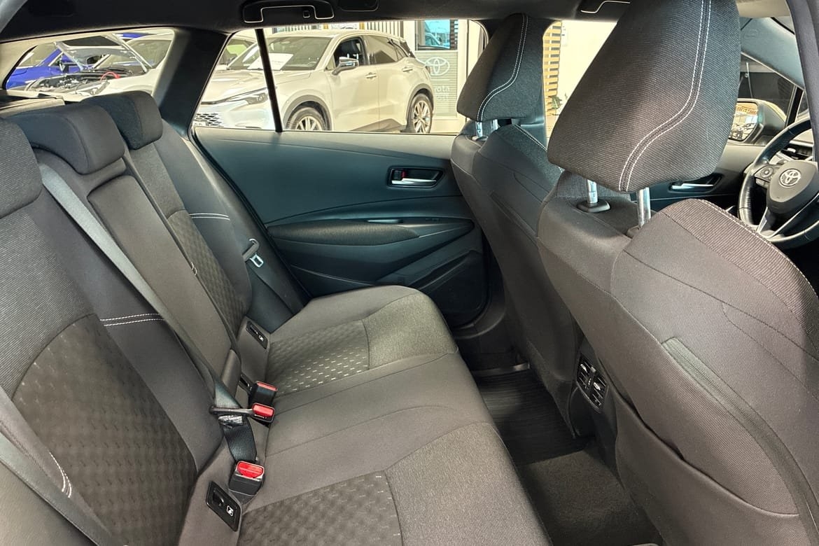 Toyota Corolla 2024, bild 7/10
