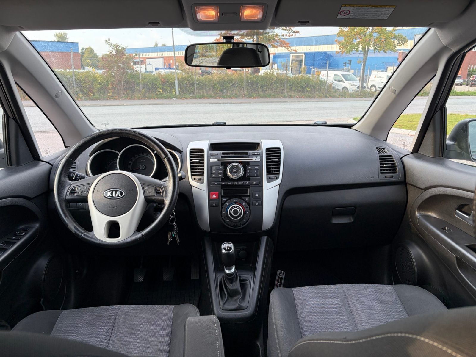 Kia Venga 2011, bild 6/10