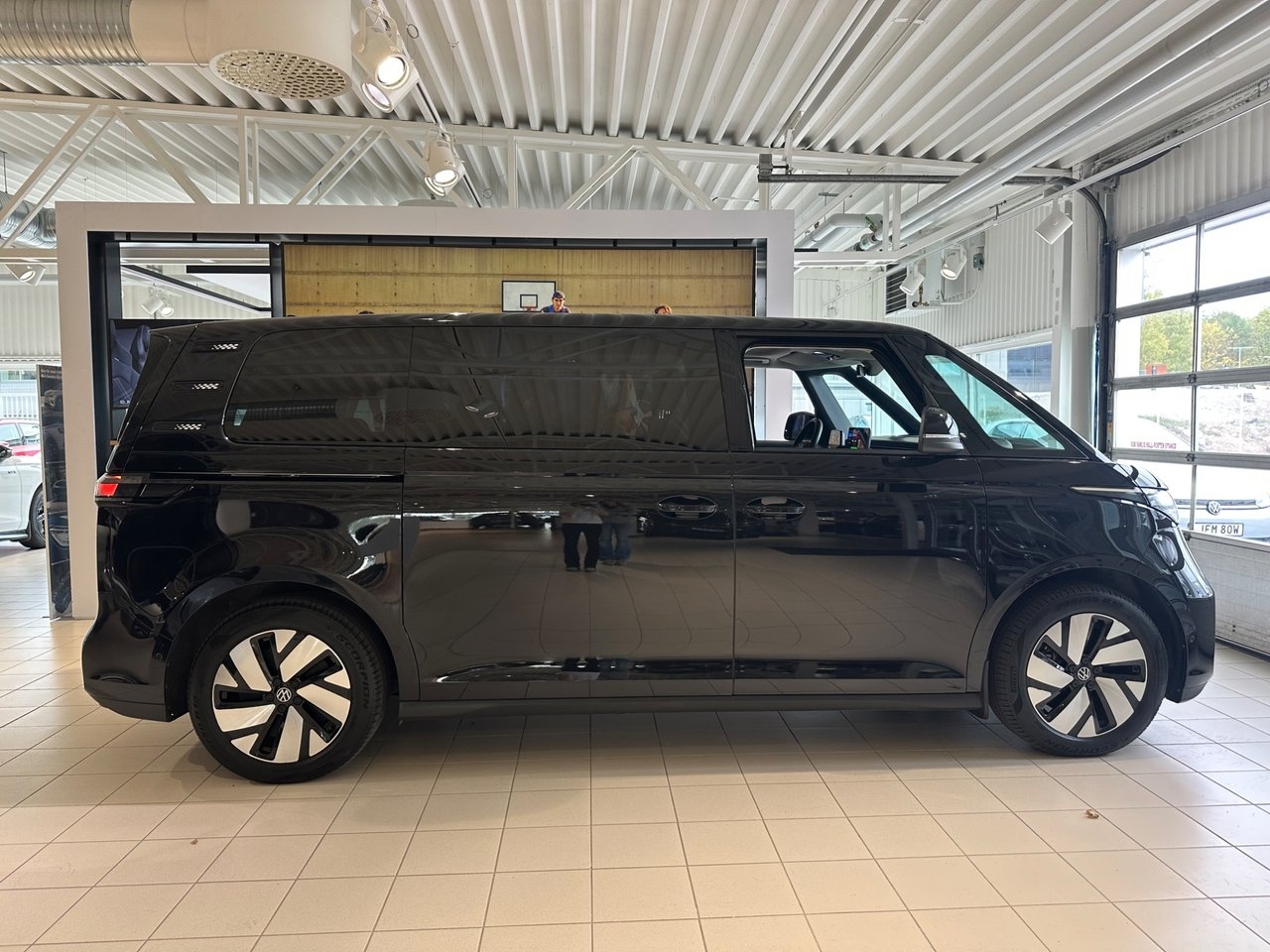 Volkswagen ID. Buzz 2025, bild 2/10