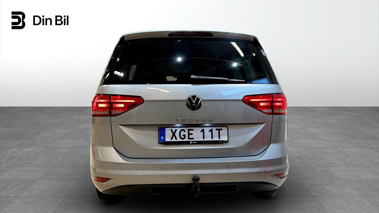Volkswagen Touran 2025, photo 5/10