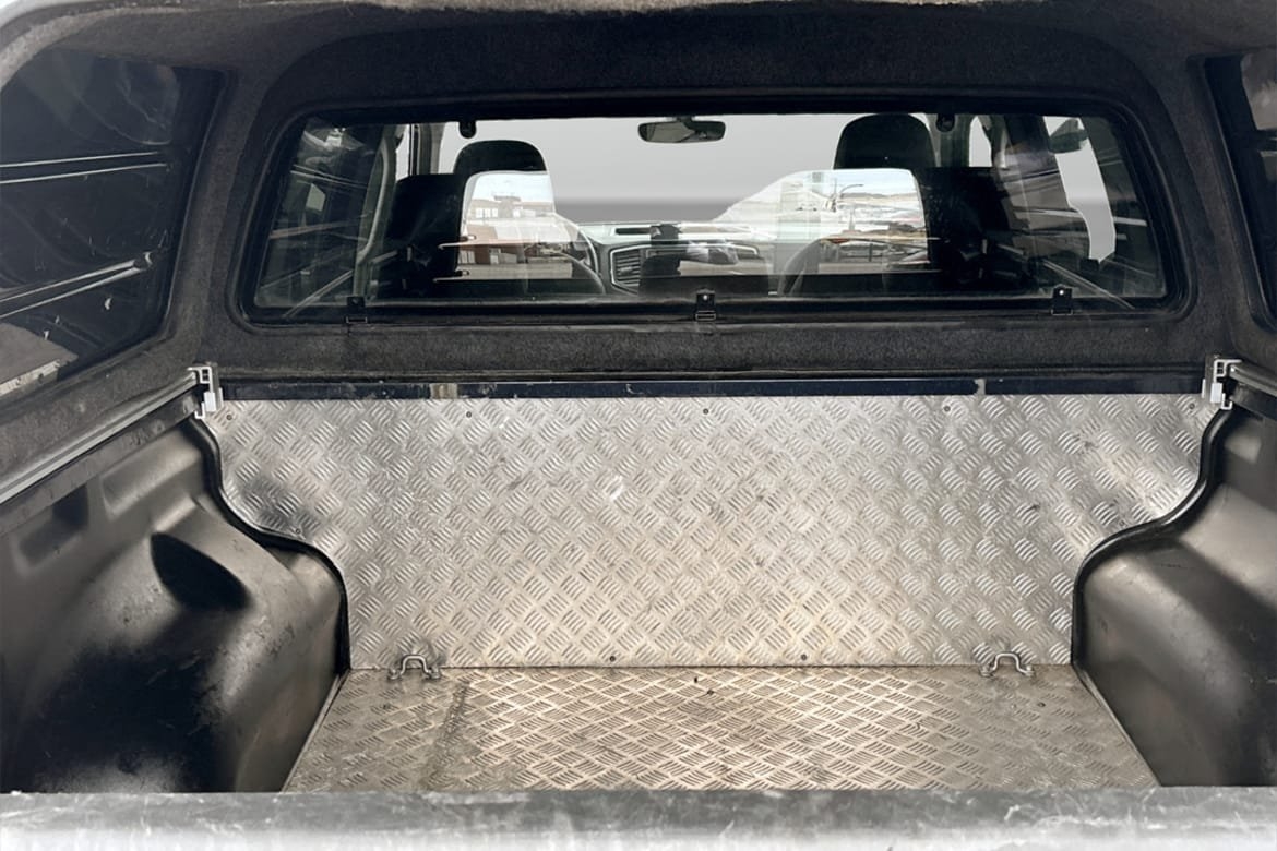 Volkswagen Amarok 2018, bild 6/9