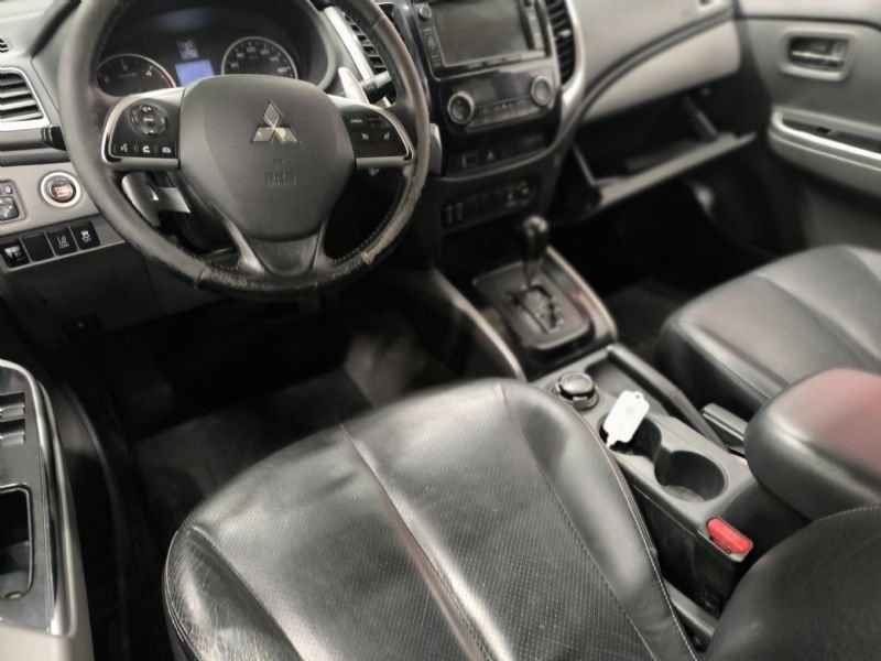 Mitsubishi L200 2016, kuva 7/10