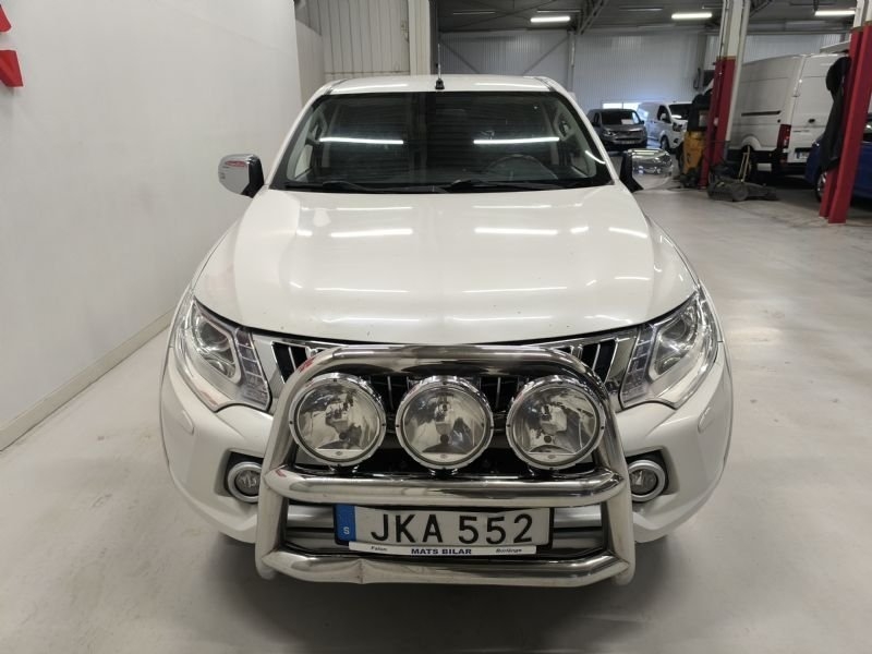 Mitsubishi L200 2016, kuva 2/10
