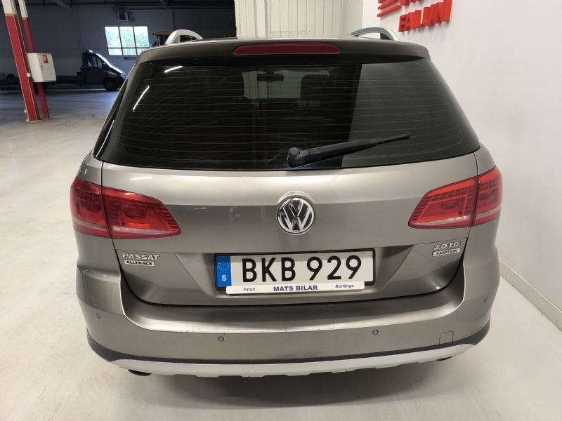Volkswagen Passat 2013, bild 5/10
