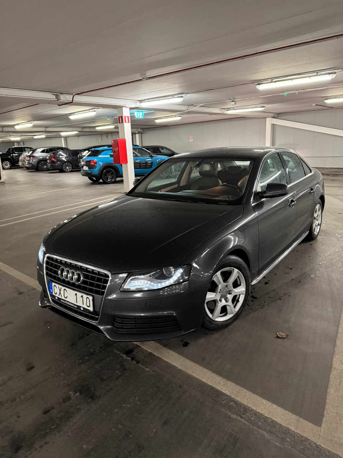 Audi A4 2.0 TDI 2011, bild 3/9