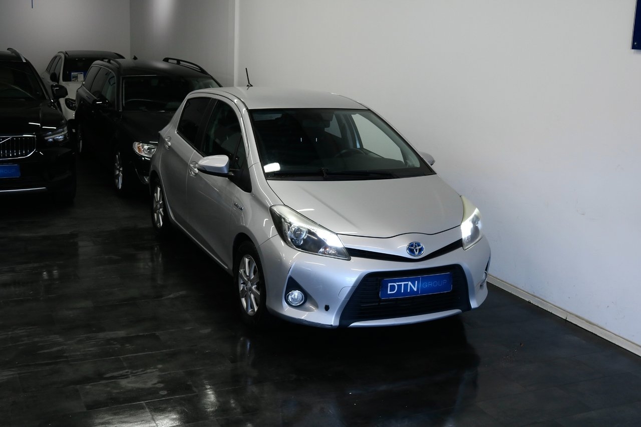 Toyota Yaris 2012, bild 5/10