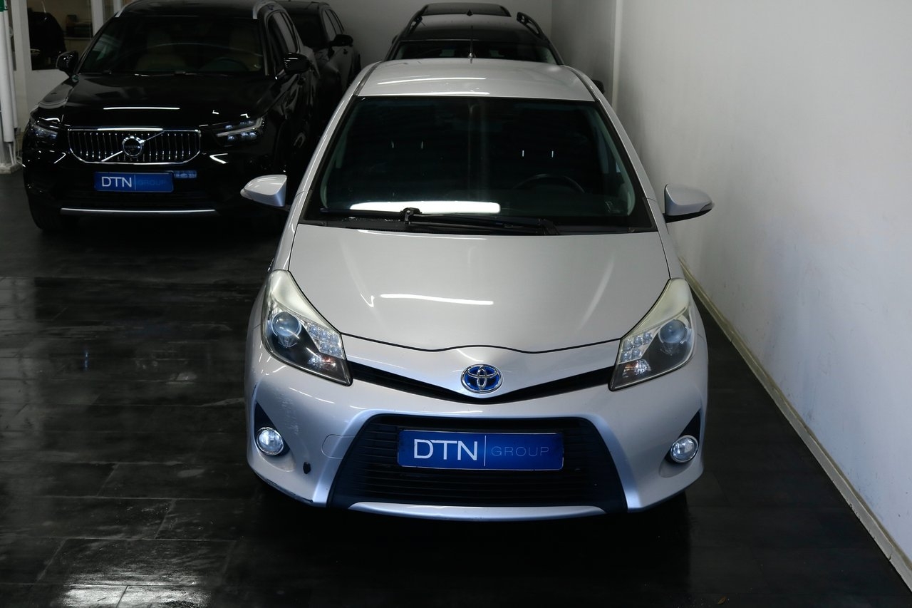 Toyota Yaris 2012, bild 6/10
