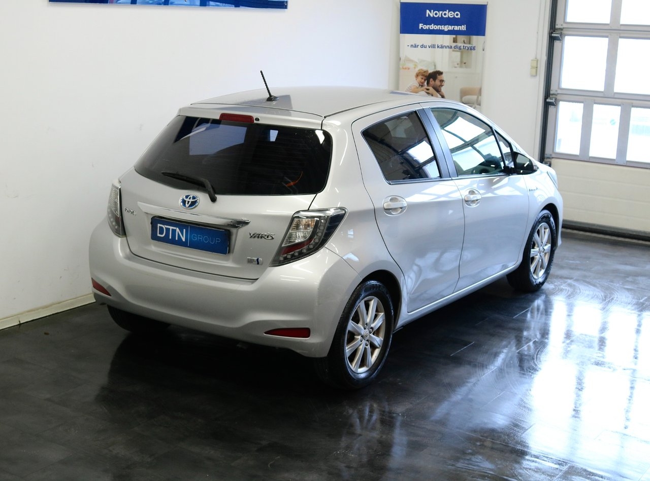 Toyota Yaris 2012, bild 2/10