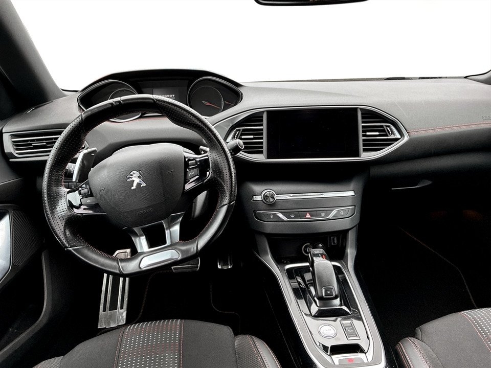 Peugeot 308 5D GT-Line 1.2 PT 130hk Aut 2018, bild 6/10
