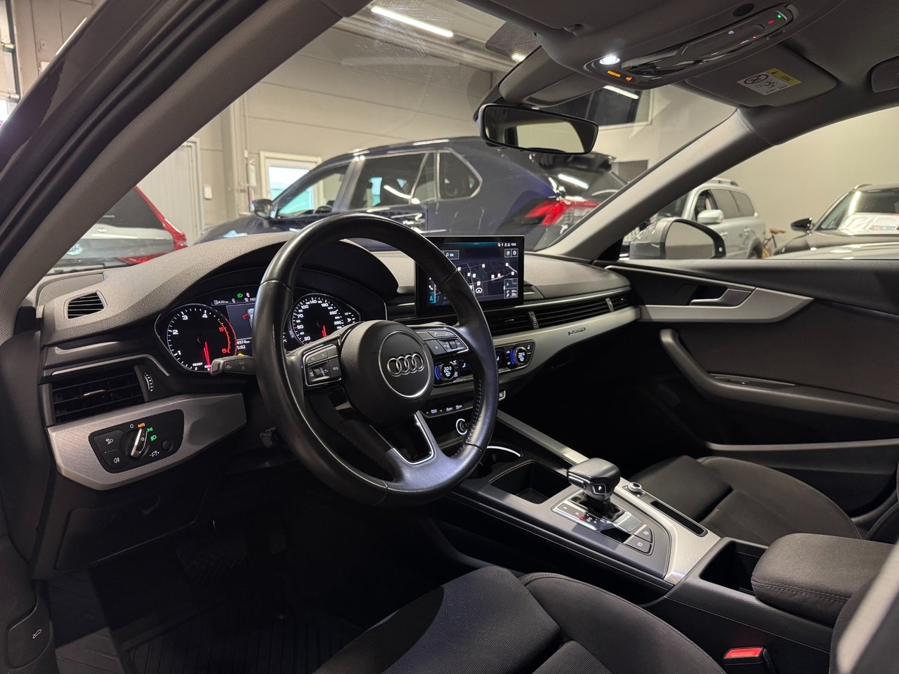 Audi A4 2020, bild 6/10