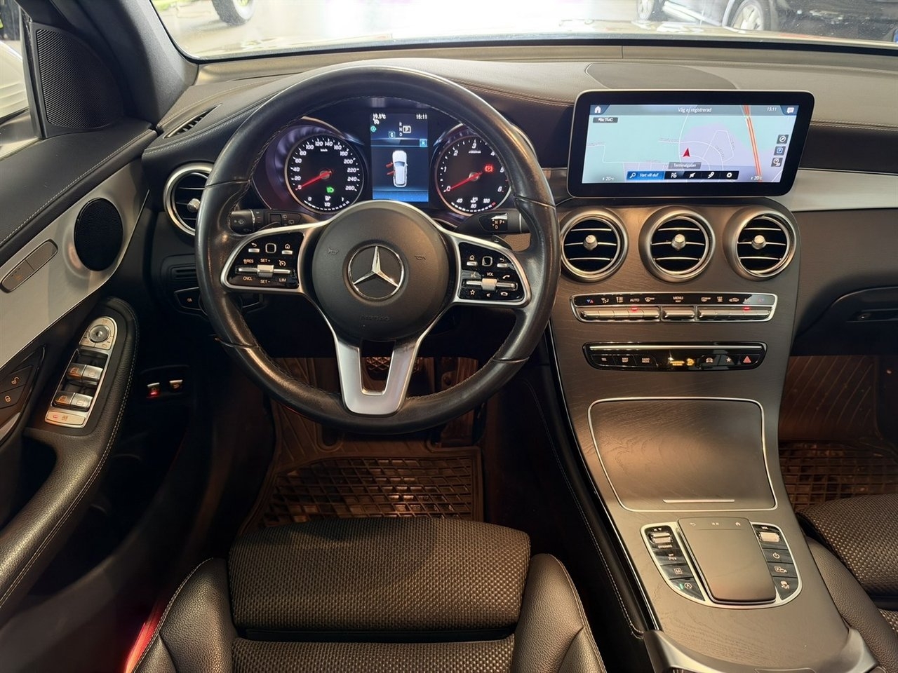Mercedes-Benz GLC 200 d 4M VÄRMARE DRAG 2020, bild 4/10