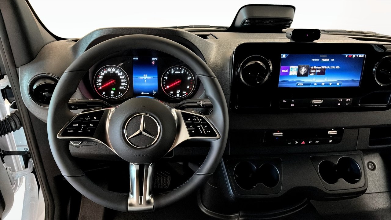 Mercedes-Benz Sprinter 2027, bild 4/10