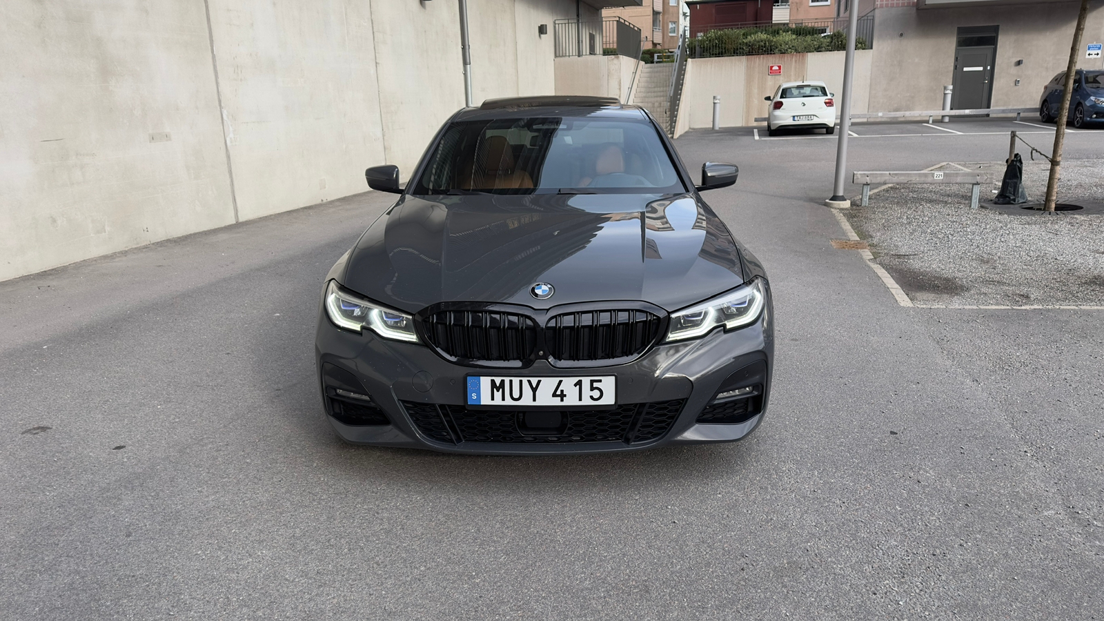 BMW 320